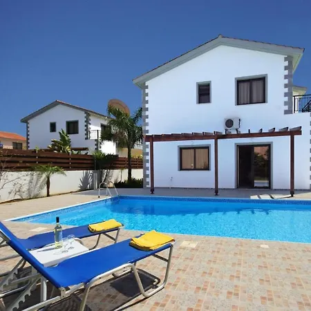 Villa Coral Christina By