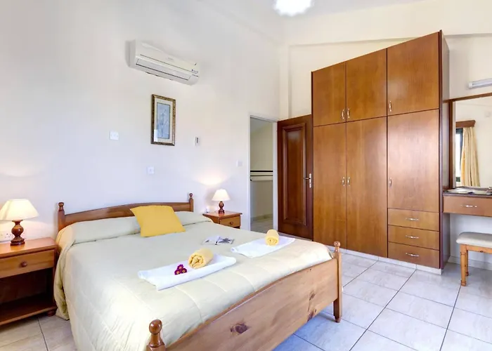 Coral Christina By Πέγεια